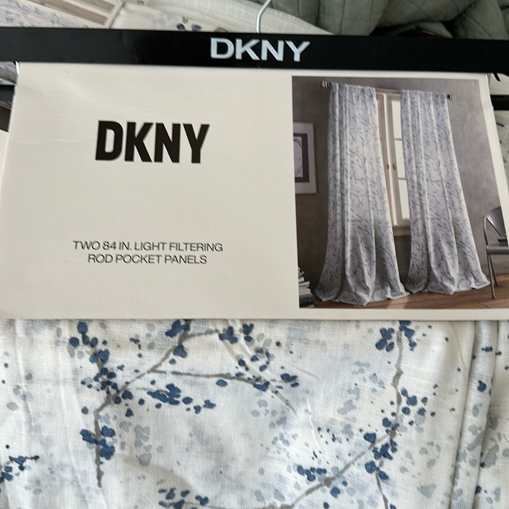 DKNY 50 x 84 Promenade Floral Pattern Rod Pocket Curtains 2 sets of 2 Panels